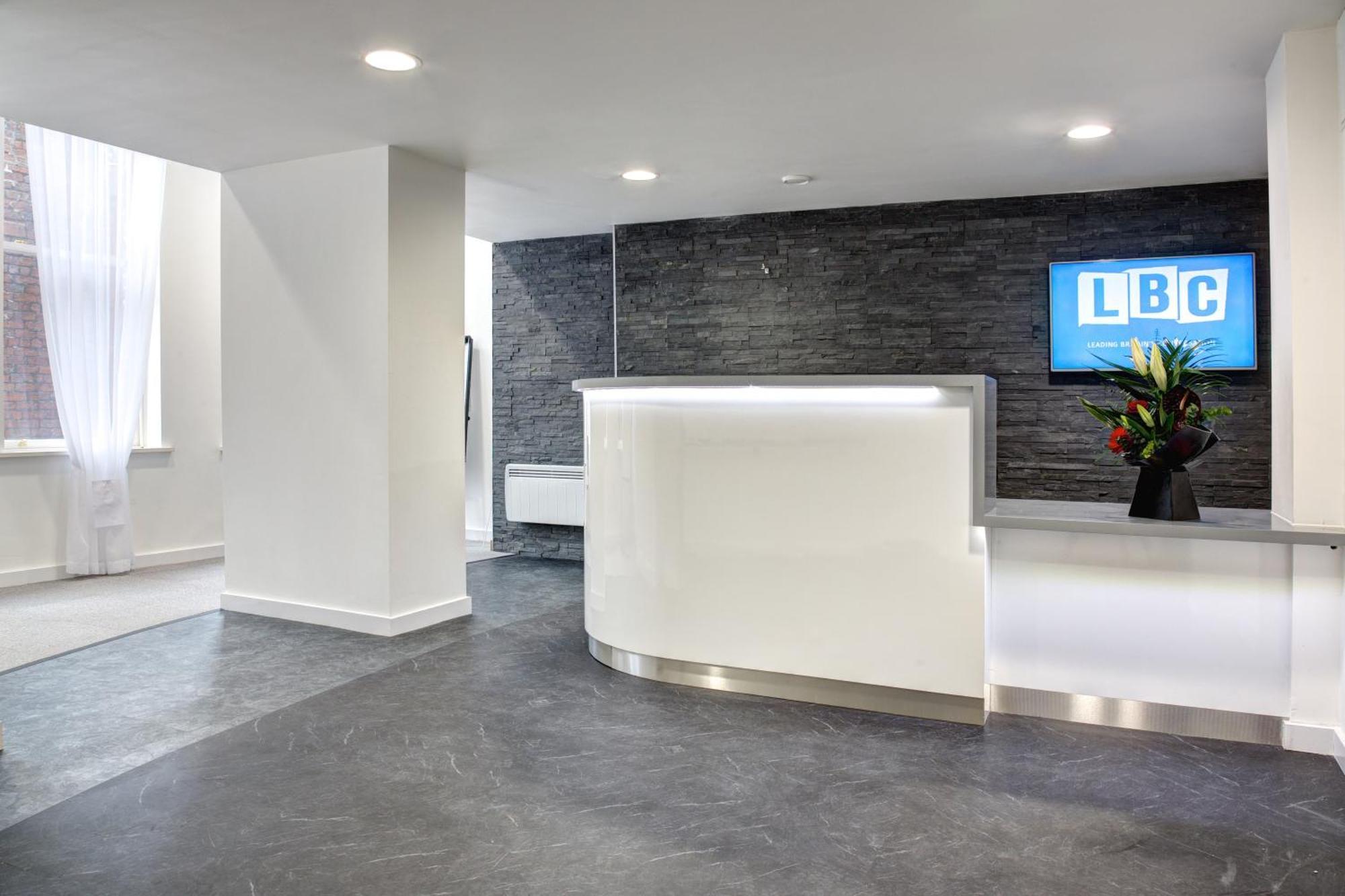 Aparthotel Caro Short Main Bridewell 3*