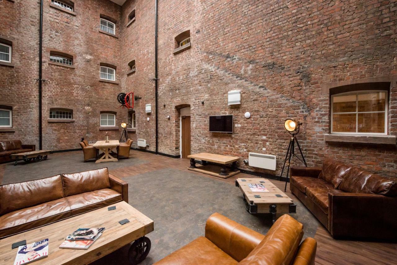 Aparthotel Caro Short Main Bridewell 3*